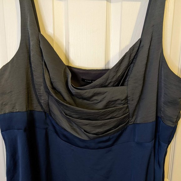 Jump Girl Sleeveless Gray & Blue Satin Dress w/Front Pleats - size 3X - Picture 4 of 7